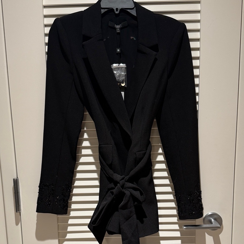 Badgley Mischka Beaded Back Panel Wrap Blazer - Picture 6 of 6